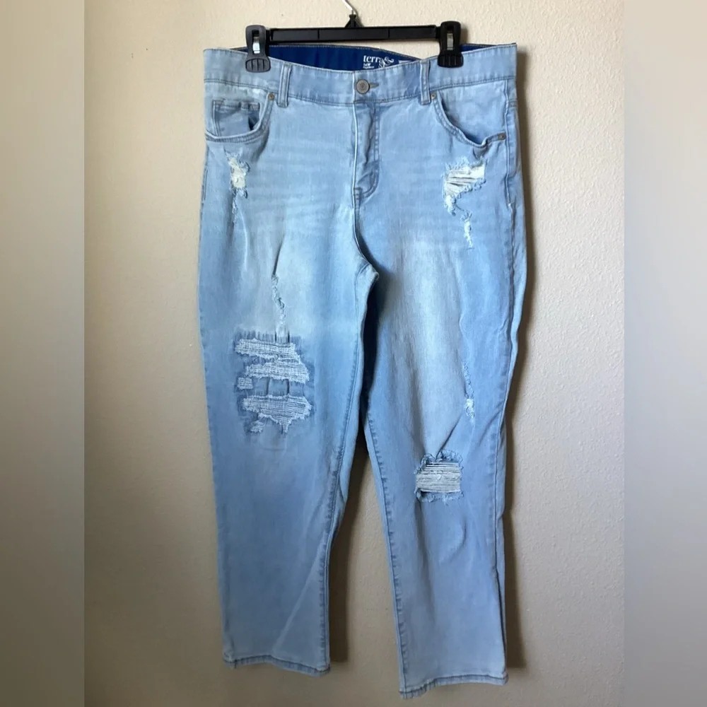Size 14, light wash, high-rise jeans